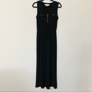 3/$15 🤩 Black Emma & Michelle -  S - maxi dress